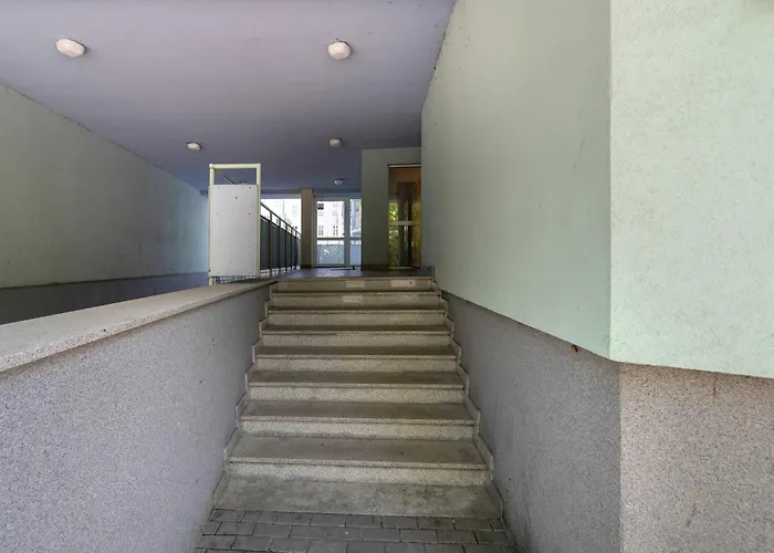 Bright Robocza In Wilda With Parking By Renters Daire Poznan